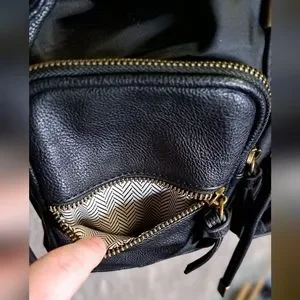 Steve Madden | Bags | Steve Madden Black Flap Vegan Faux  display picture 1